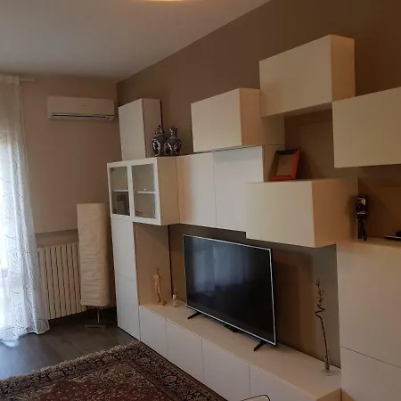 Cooking And Dreaming Apartment